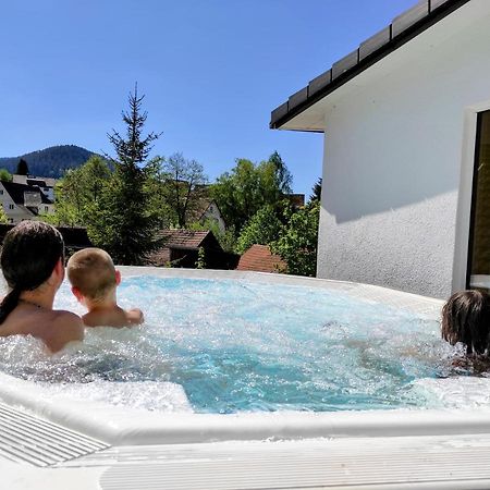Wellness Hotel Garni Krone ไบเออร์สบรอนน์ ภายนอก รูปภาพ