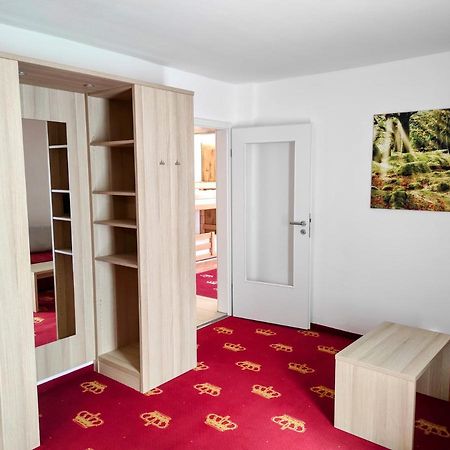 Wellness Hotel Garni Krone ไบเออร์สบรอนน์ ภายนอก รูปภาพ