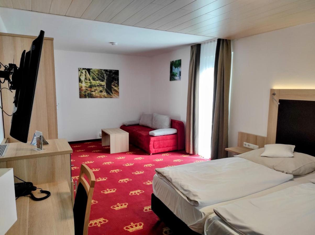 Wellness Hotel Garni Krone ไบเออร์สบรอนน์ ภายนอก รูปภาพ