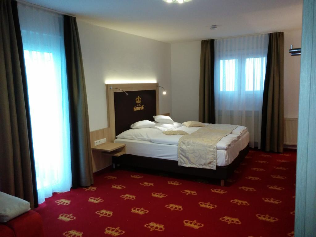 Wellness Hotel Garni Krone ไบเออร์สบรอนน์ ภายนอก รูปภาพ