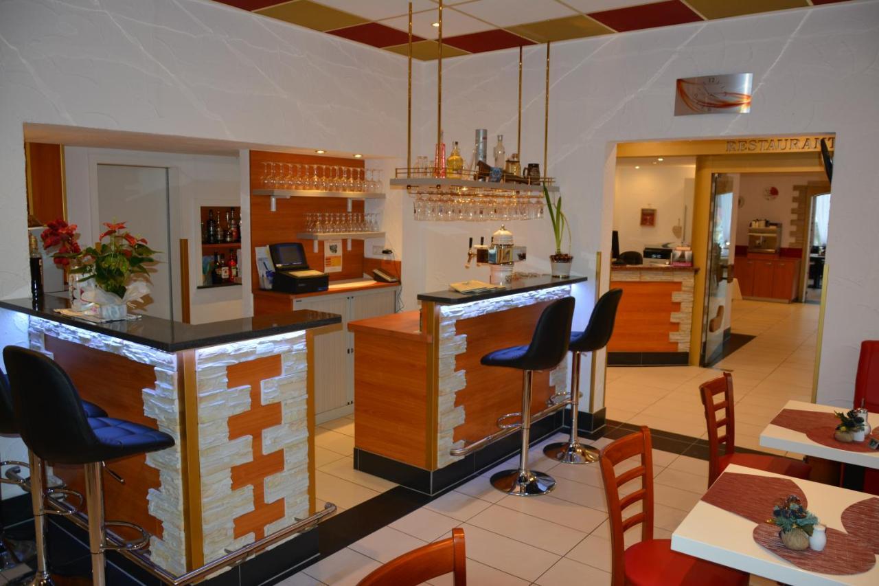 Wellness Hotel Garni Krone ไบเออร์สบรอนน์ ภายนอก รูปภาพ